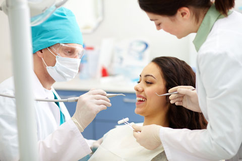 4 Reasons why London dental smiles experts emphasise on routine dental checkups
