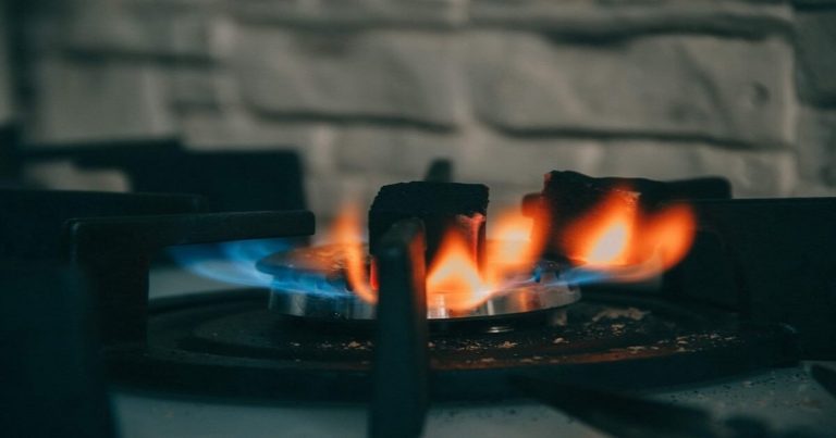 Gas Safety Certificate – Top Tips to Stay Gas Safe All Year Round