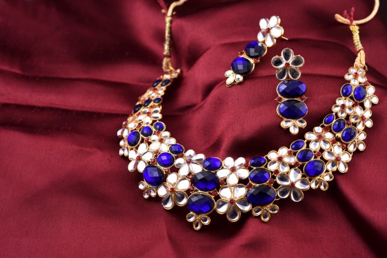 Seasonal Influences on Fashion: A Year in Jewellery